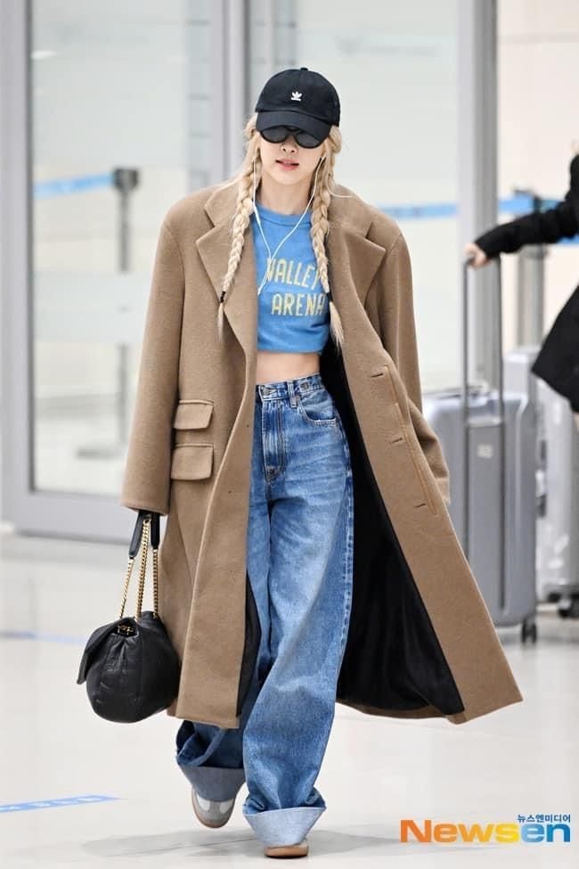 Cardigan & Sweatpants — Korean Street Style