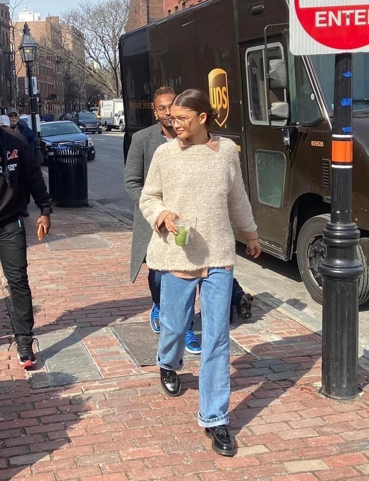 Cardigan & Sweatpants — Korean Street Style