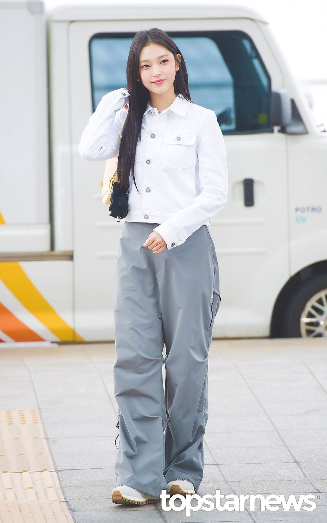 Haerin Inspired K-Fashion Look #1
