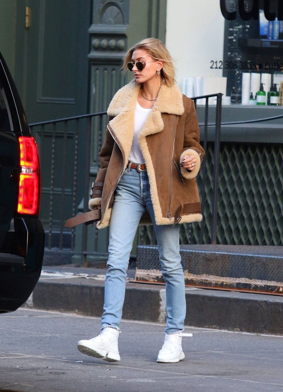 Hailey Bieber Inspired K-Fashion Look #49