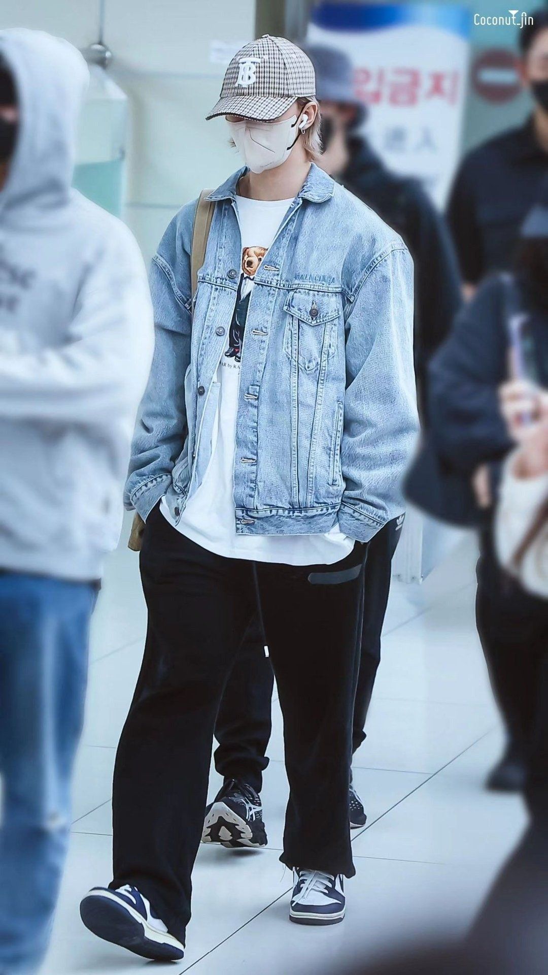 Hyunjin Stray Kids Inspired K-Fashion Look #13