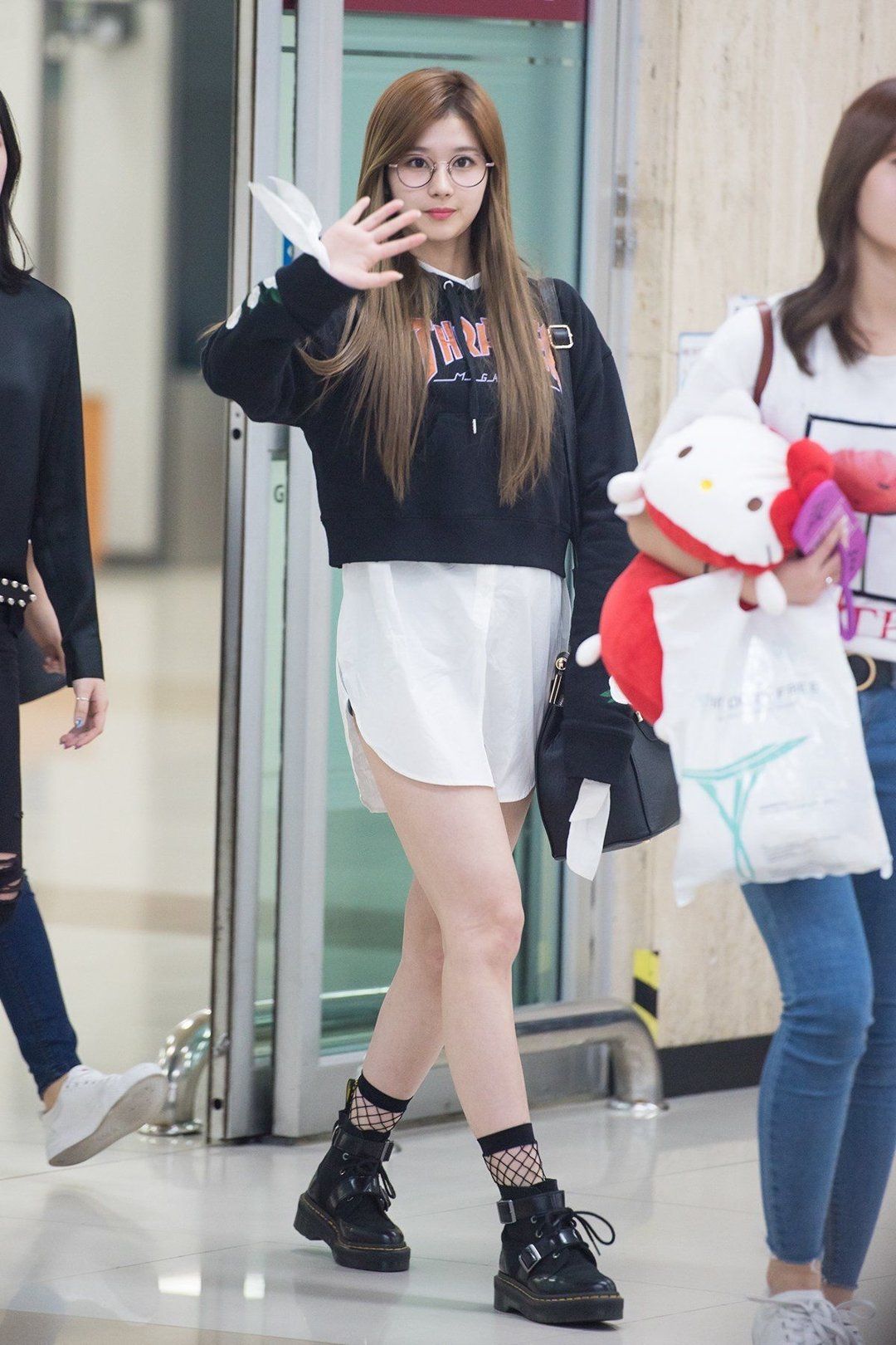 Jacket & Mini Skirt — Korean Street Style