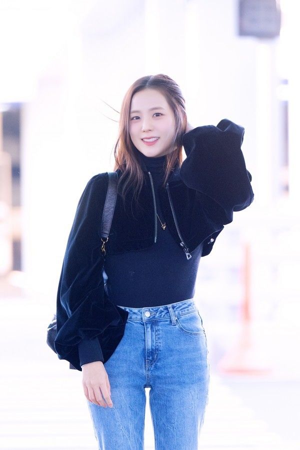 Jacket & Sweatpants — Korean Street Style