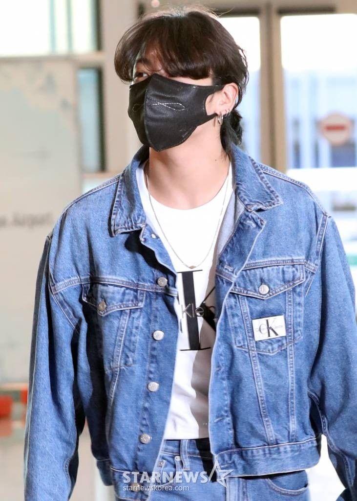 Jacket & Sweatpants — Korean Street Style