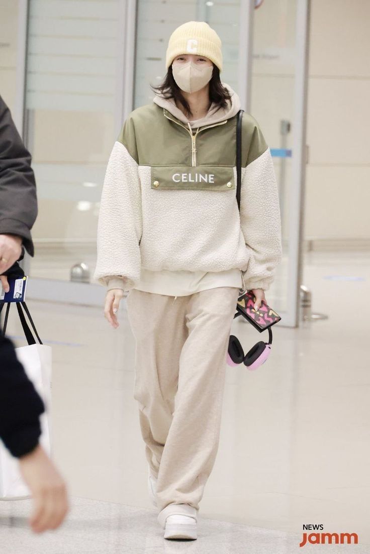 Jacket & Sweatpants — Korean Street Style