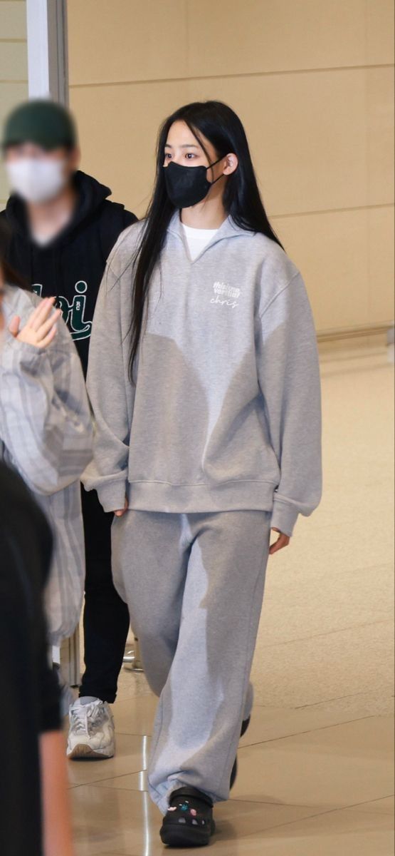 Jacket & Sweatpants — Korean Street Style