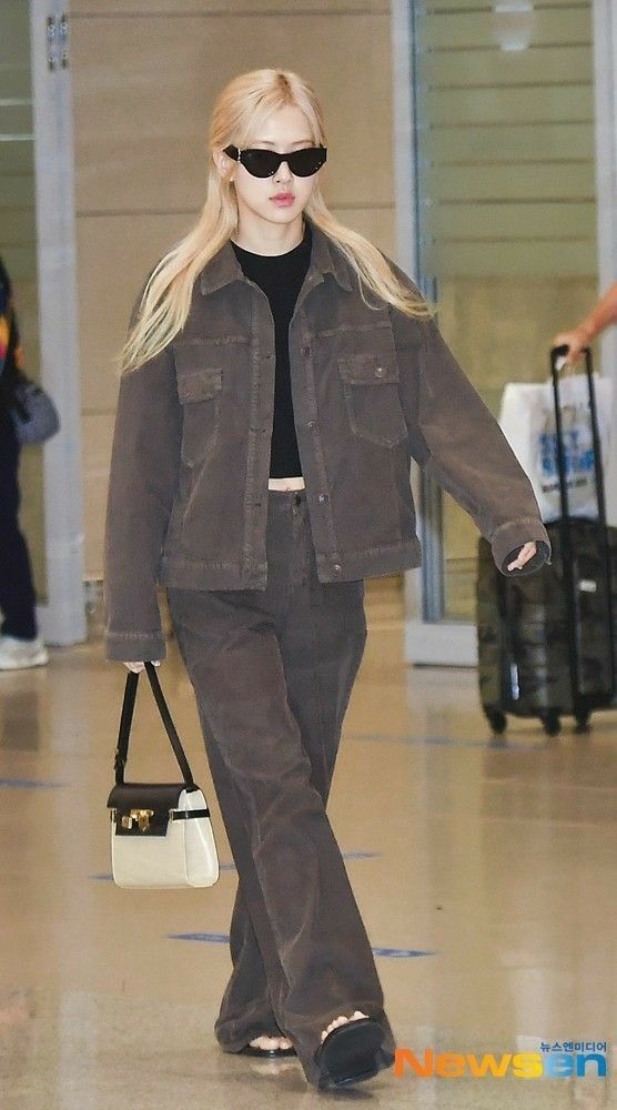 Jacket & Sweatpants — Korean Street Style