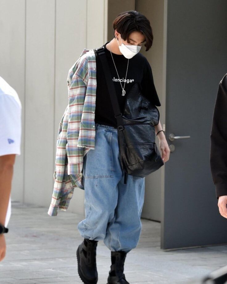 Jacket & Sweatpants — Korean Street Style