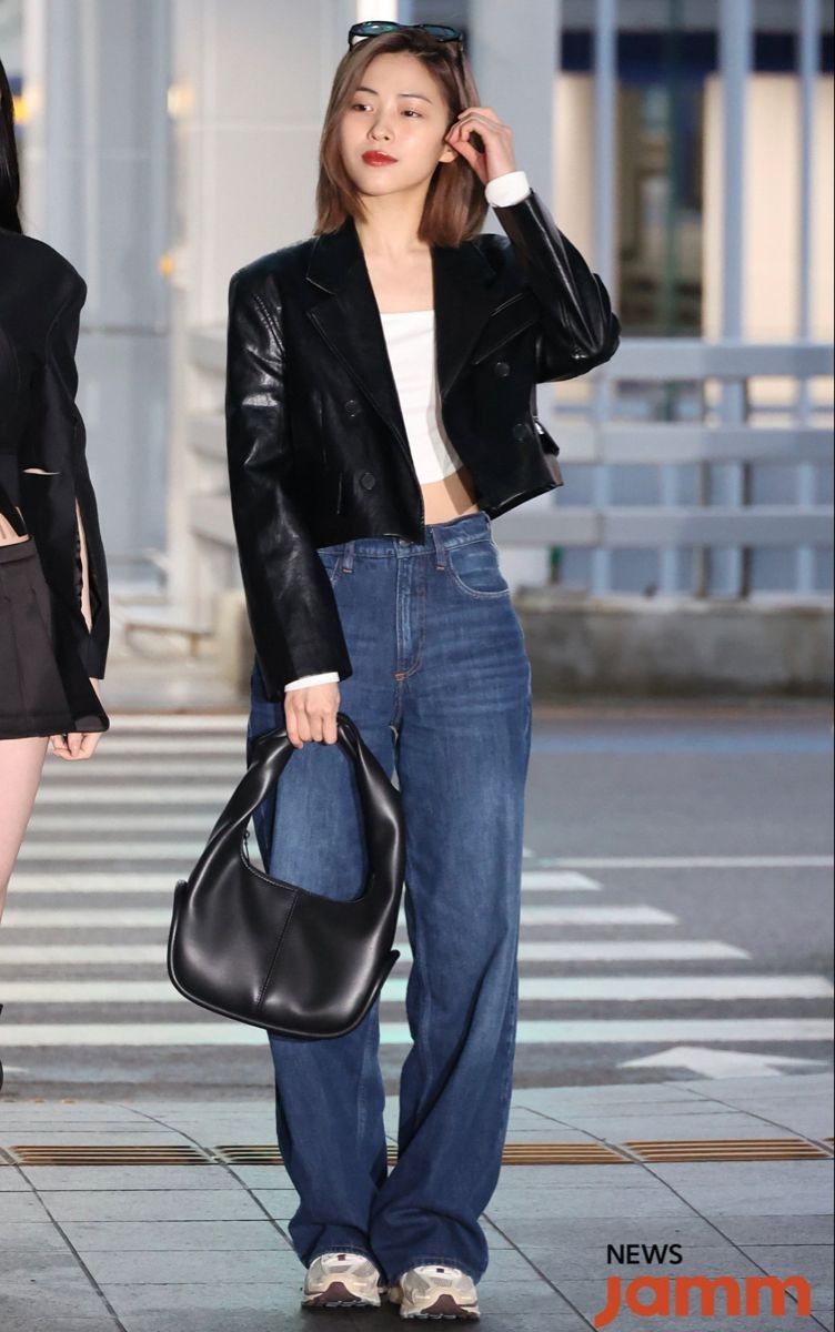 Jacket & Sweatpants — Korean Street Style