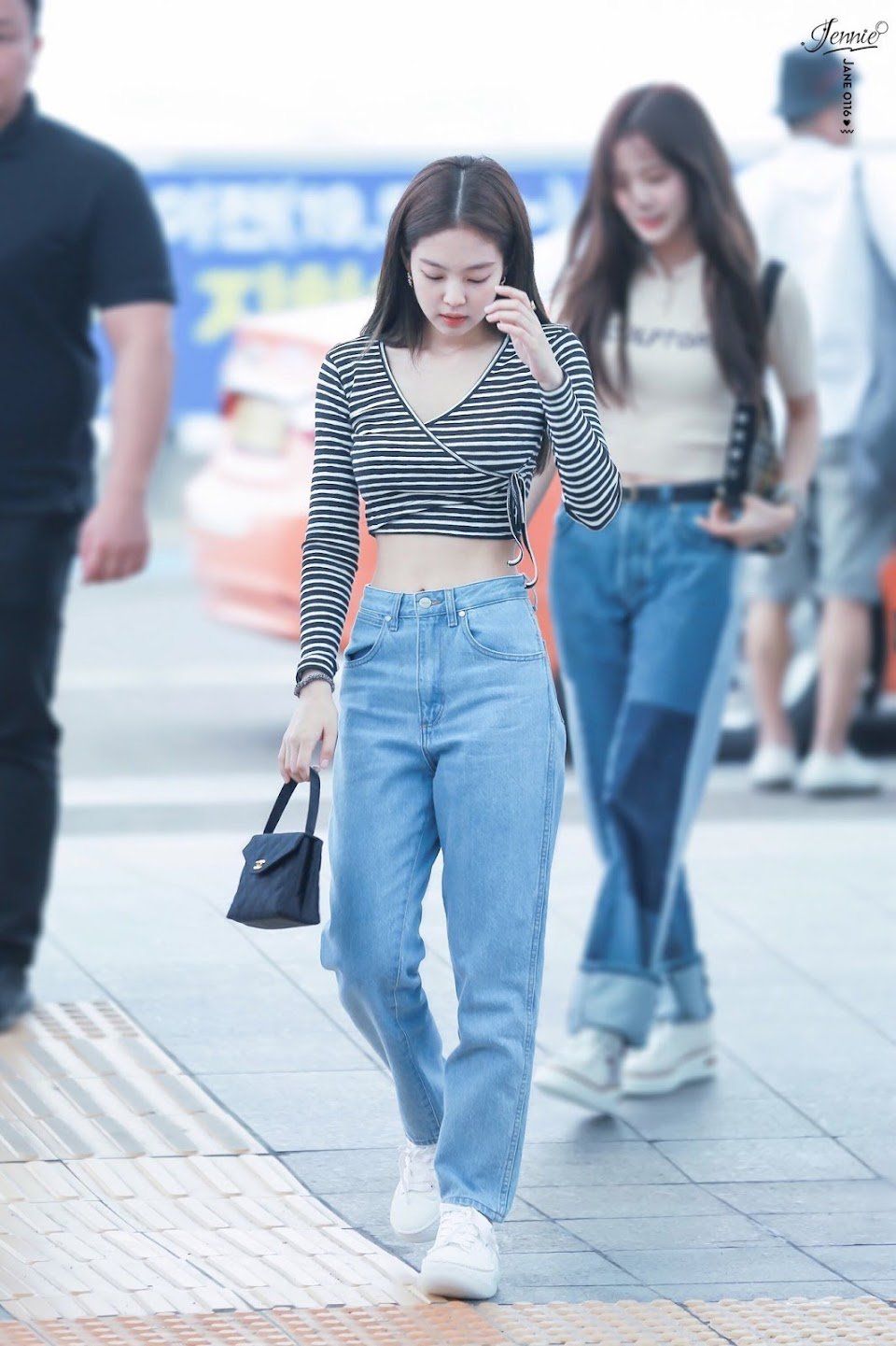 Jacket & Sweatpants — Korean Street Style