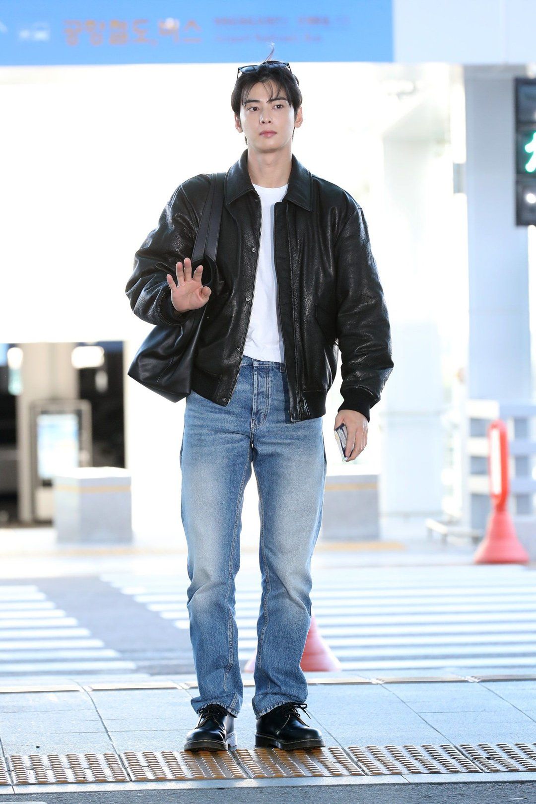 Jacket & Sweatpants — Korean Street Style