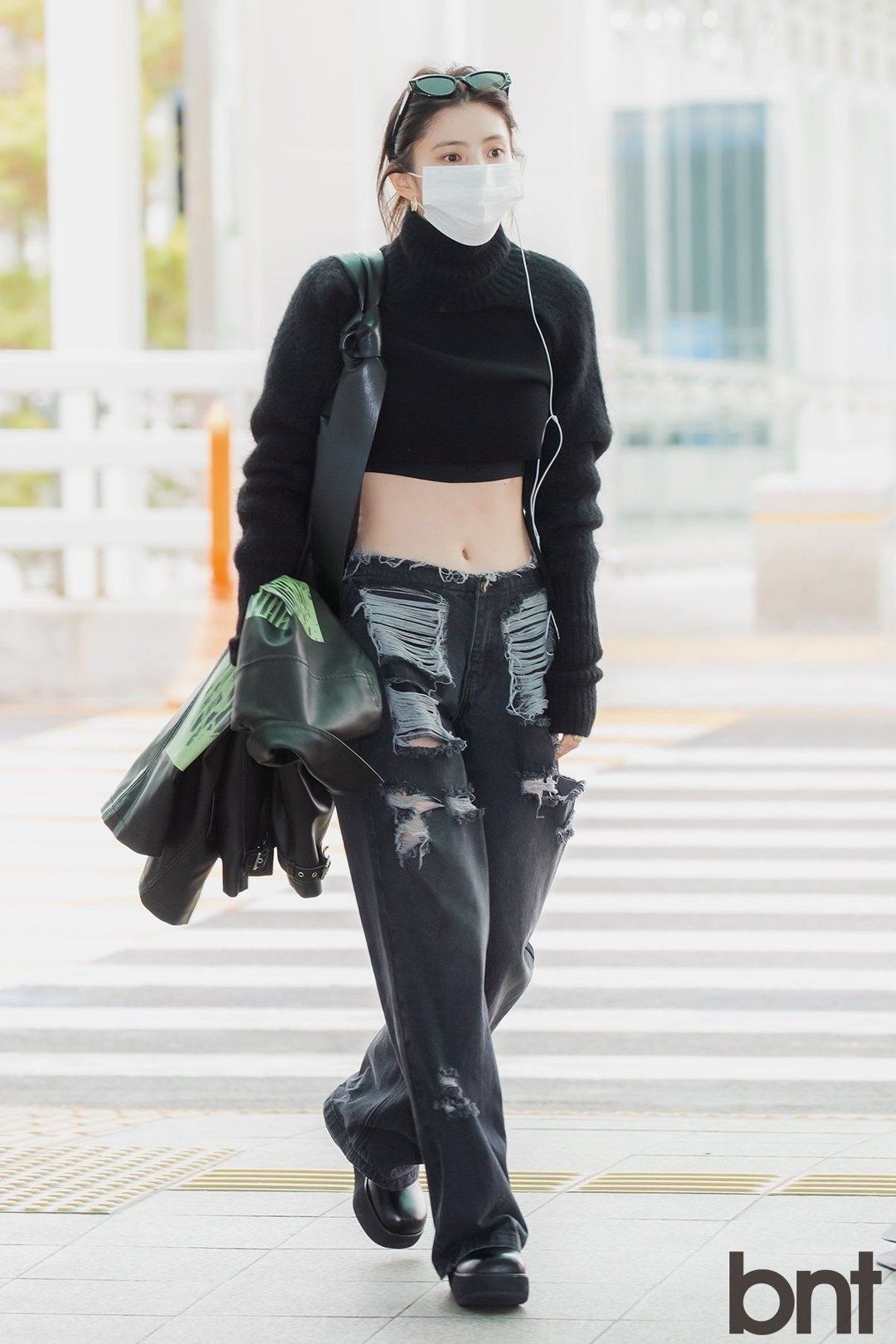 Jacket & Sweatpants — Korean Street Style
