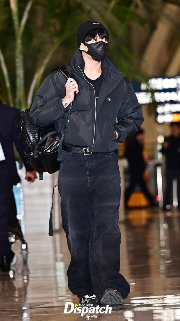 Jacket & Sweatpants — Korean Street Style