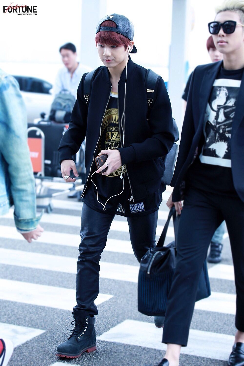 Jacket & Sweatpants — Korean Street Style