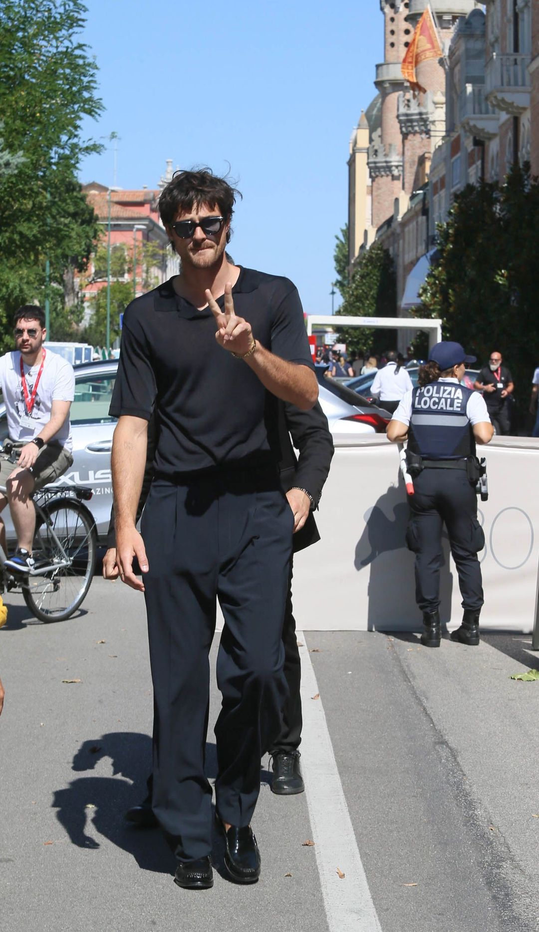 Jacob Elordi Inspired K-Fashion Look #9