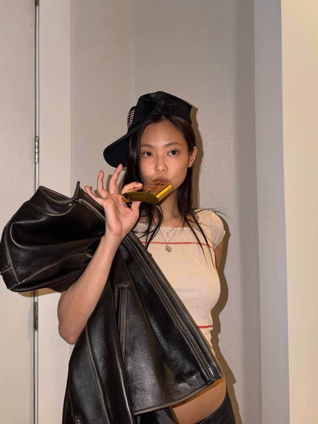 Jennie Inspired K-Fashion Look #22
