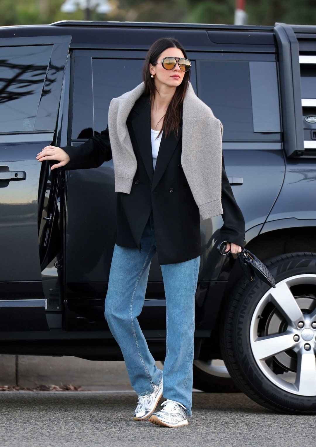 Kendall Jenner Inspired K-Fashion Look #49