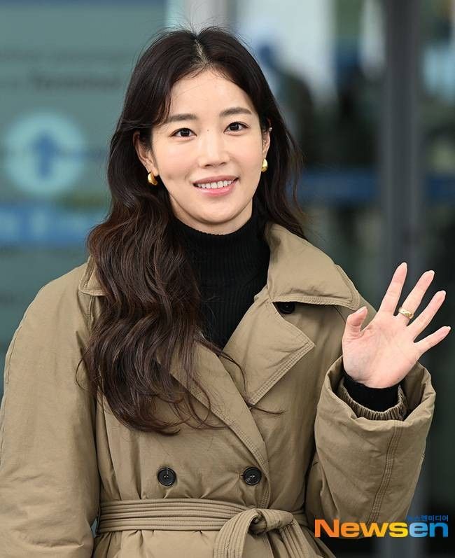 Ki Eun-se Inspired K-Fashion Look #9