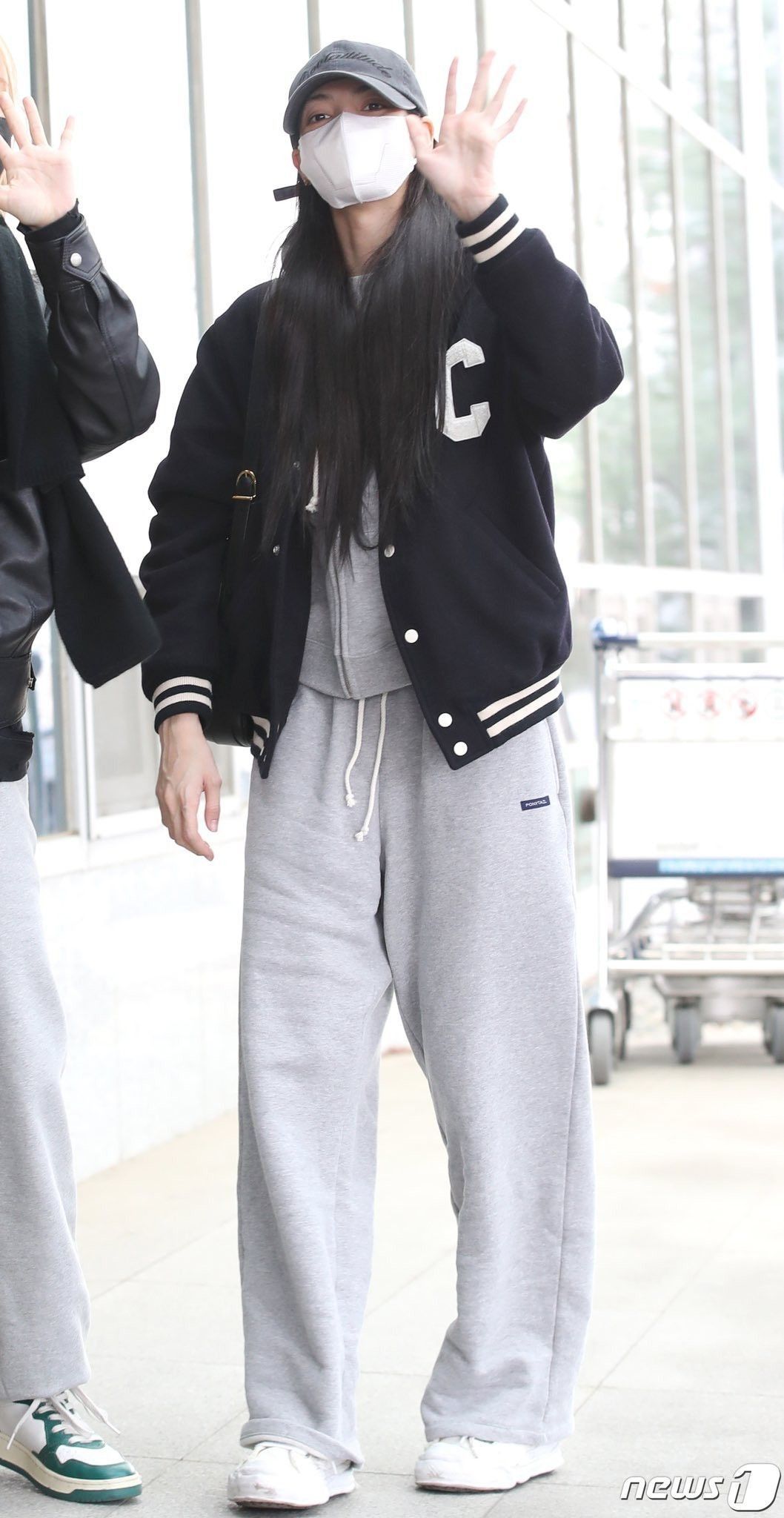 Lisa Inspired K-Fashion Look #20