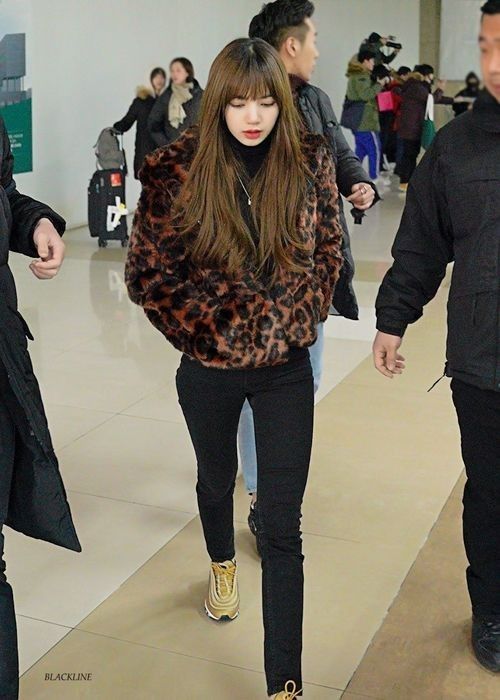 Lisa Inspired K-Fashion Look #5