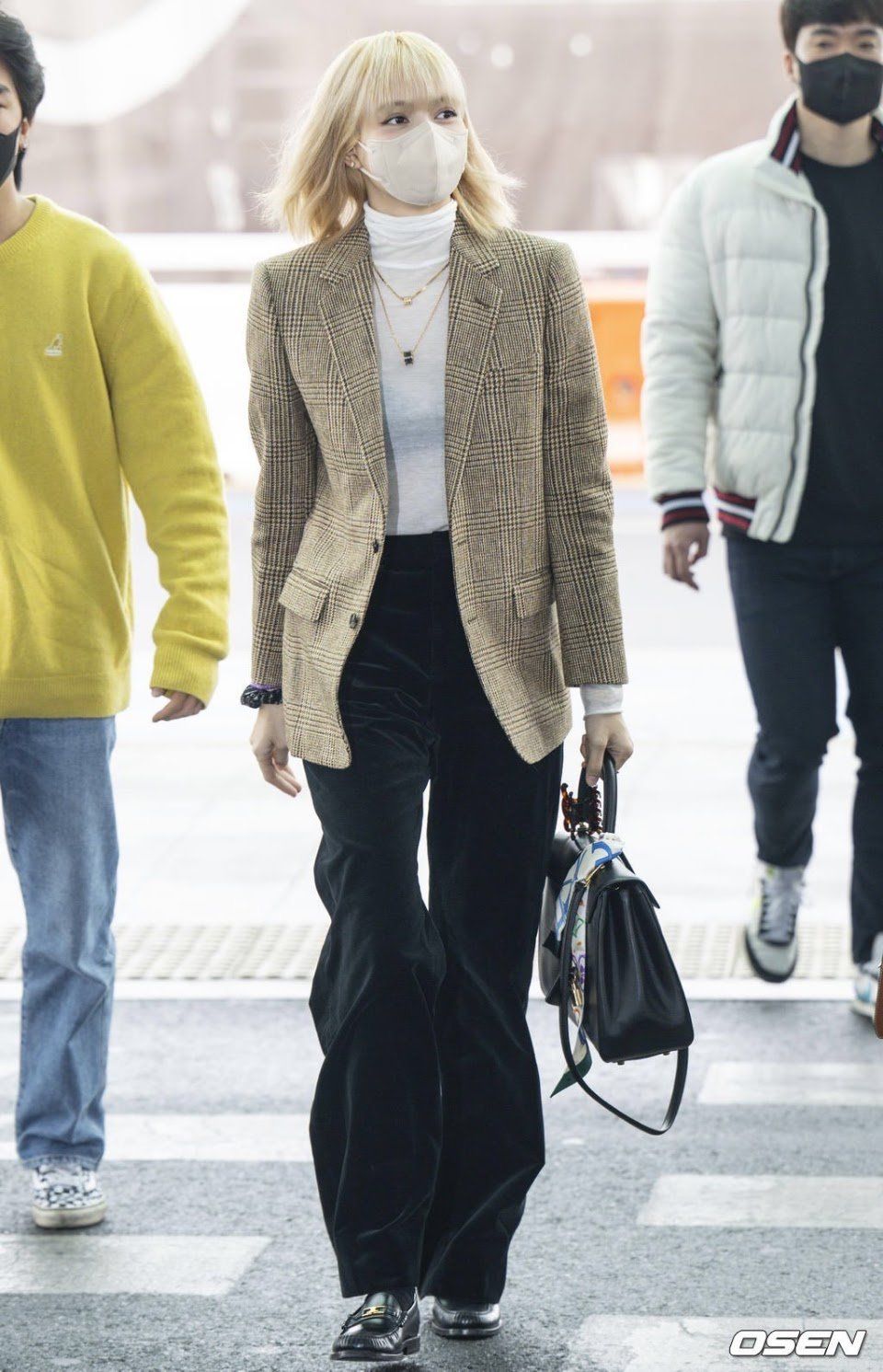 Lisa Inspired K-Fashion Look #84