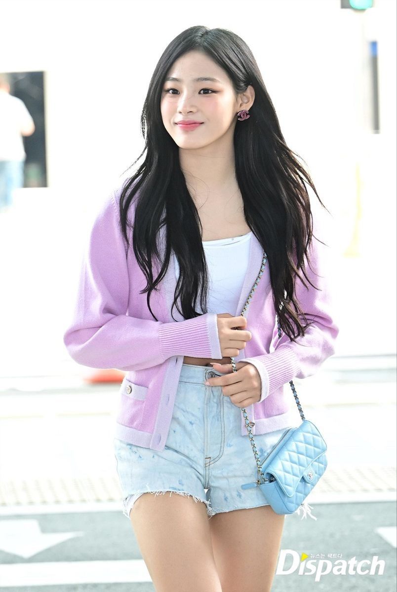 Minji Inspired K-Fashion Look #13