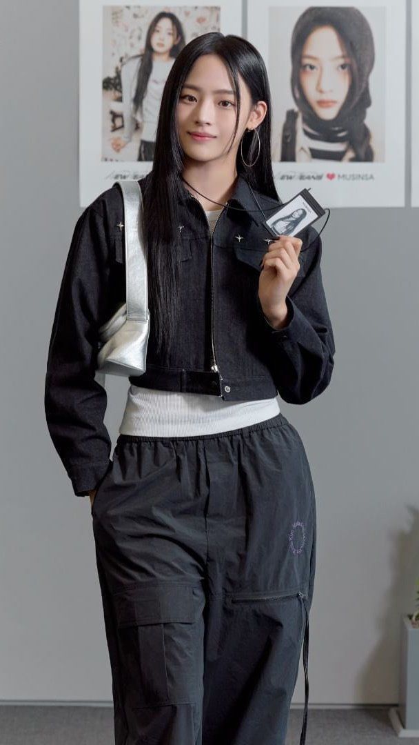 Minji Inspired K-Fashion Look #23