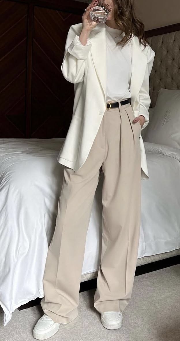 Neutral Office Fit