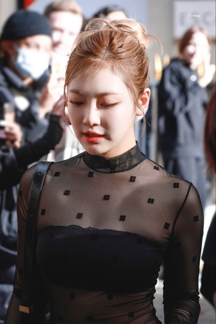 Ningning Inspired K-Fashion Look #7