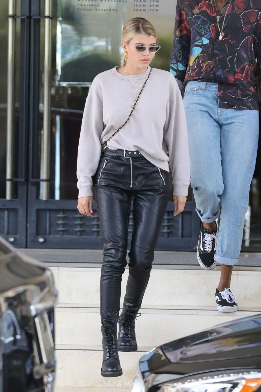 Sofia Richie Inspired K-Fashion Look #37