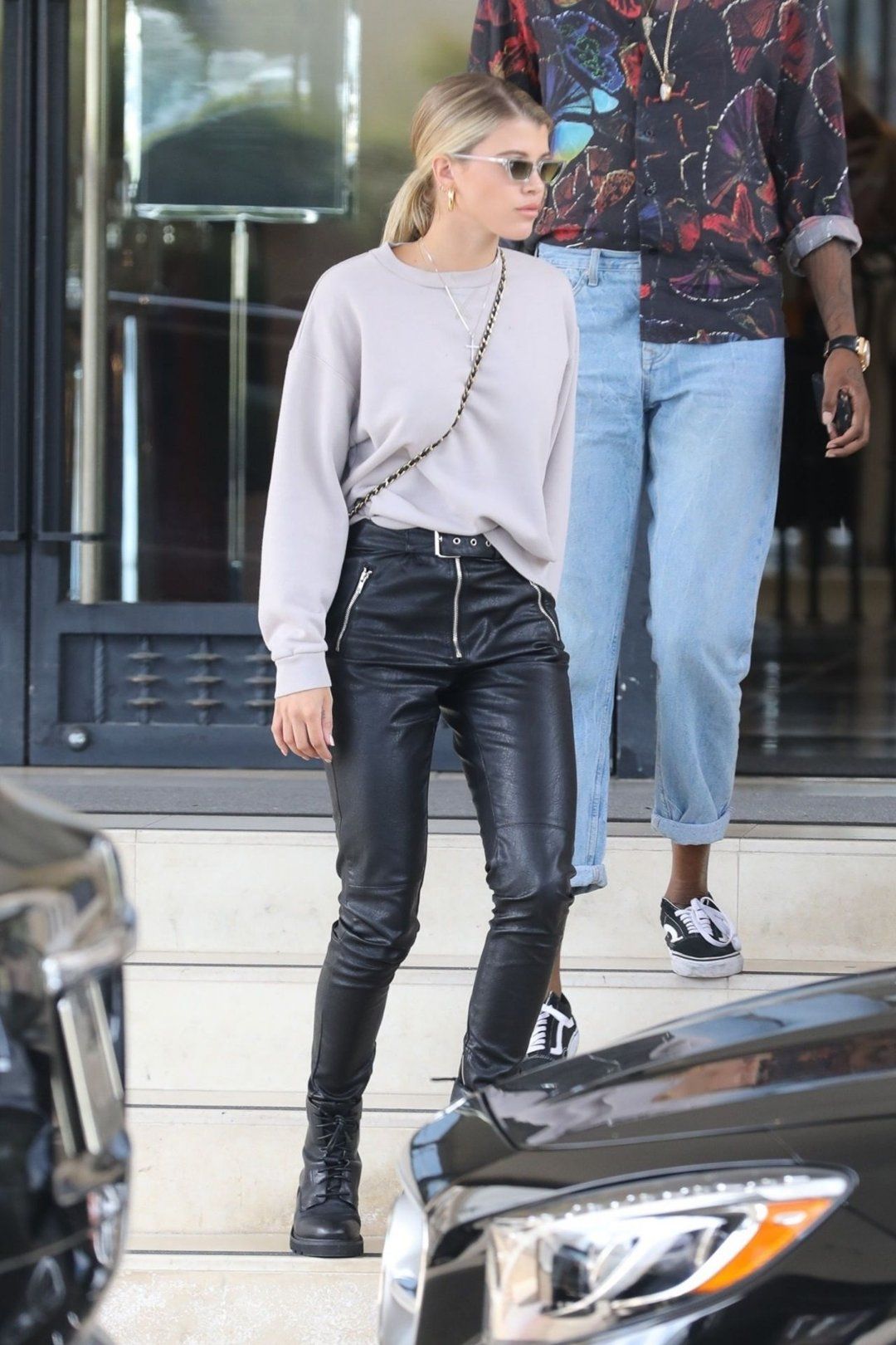 Sofia Richie Inspired K-Fashion Look #43