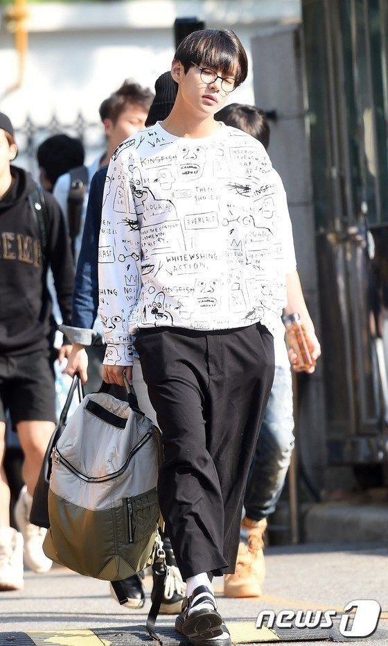 V Inspired K-Fashion Look #29