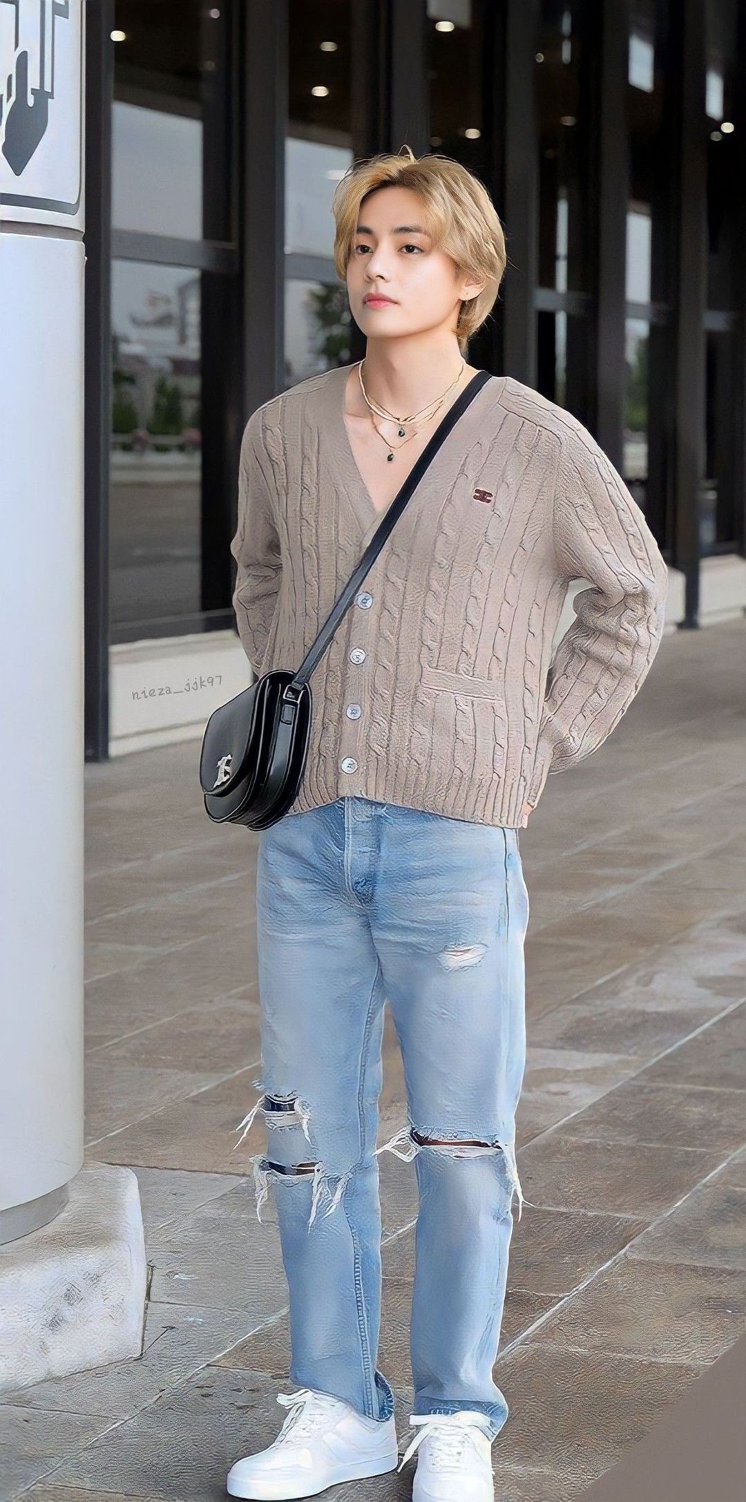 V Inspired K-Fashion Look #6