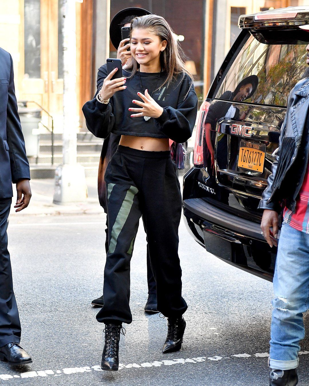 Zendaya Inspired K-Fashion Look #35